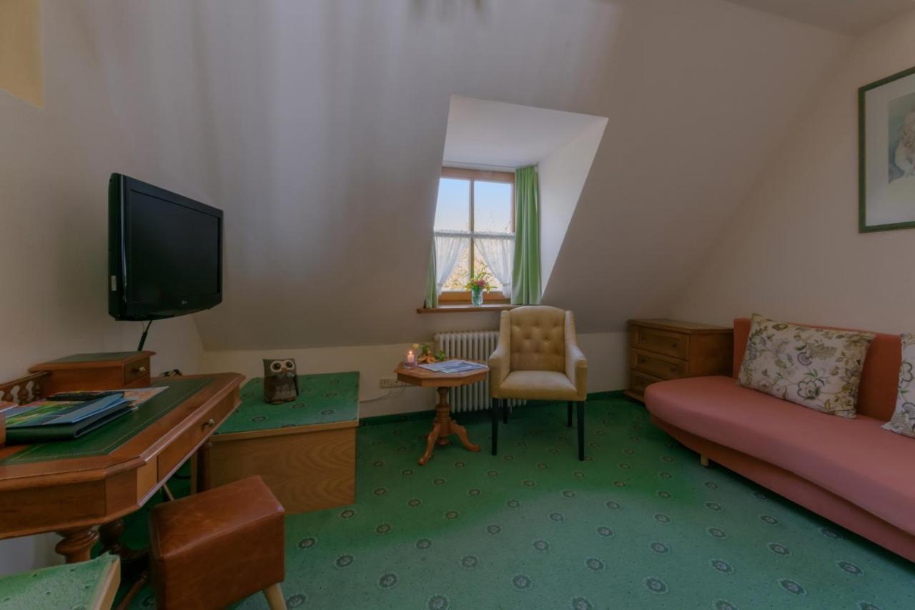 Hotel "Malerwinkel" Gmbh Seeon-Seebruck Pokój zdjęcie