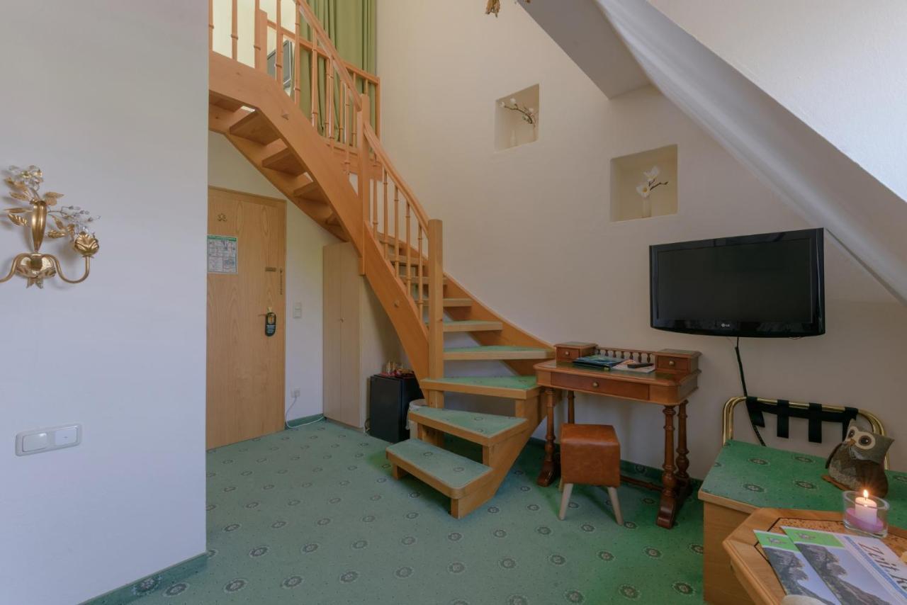Hotel "Malerwinkel" Gmbh Seeon-Seebruck Pokój zdjęcie